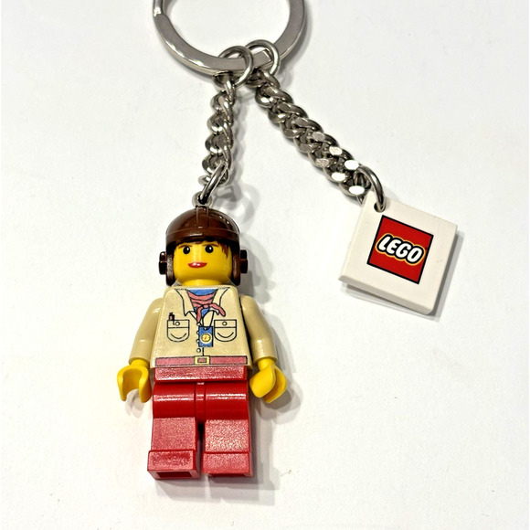 Vtg Lego Minifigure Adventurers Orient Expedition Pippin Reed Helmet Key Chain - Picture 2 of 10